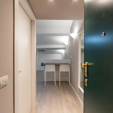 Accogliente Apto Porta Romana 밀라노